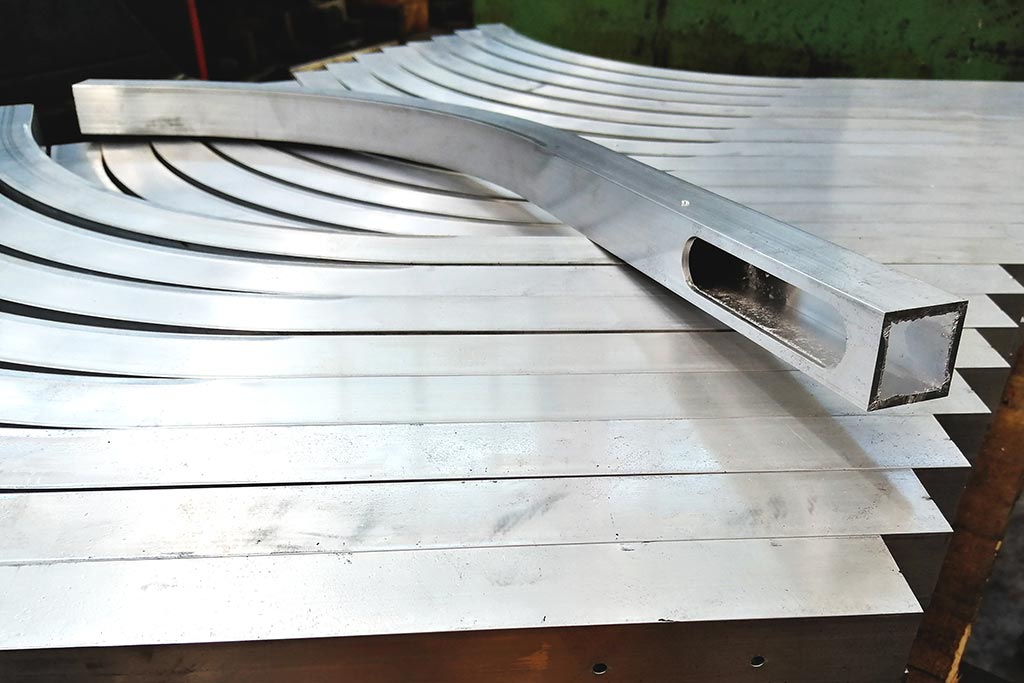 Stainless Steel Cut-Section Model Of Demonstration Chasis, Cars at best  price in Bengaluru