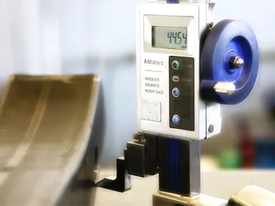 A digital height gauge for precision tube bending and tube machining